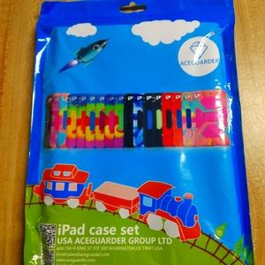 Nwt. IPad mini 4/ mini 5 case